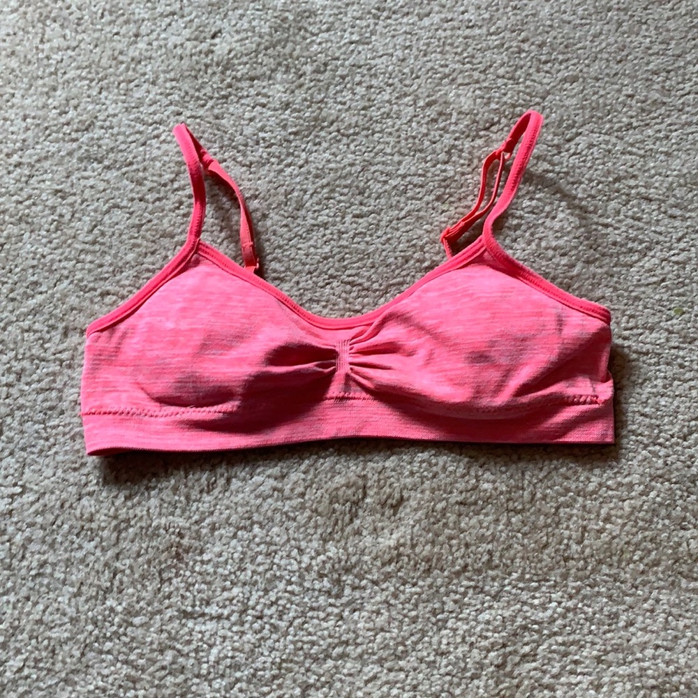 Size 28 pink bra